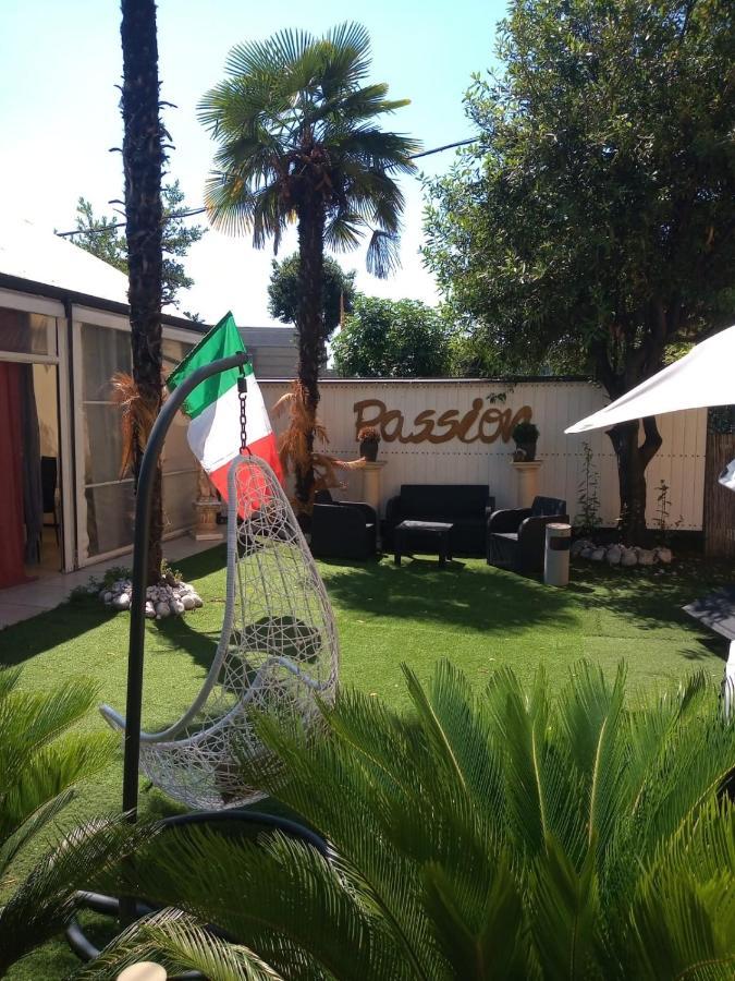 Exclusive Passion Bed & Breakfast Rho Bagian luar foto