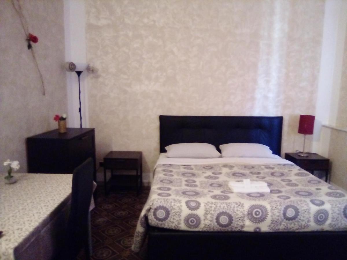 Exclusive Passion Bed & Breakfast Rho Bagian luar foto