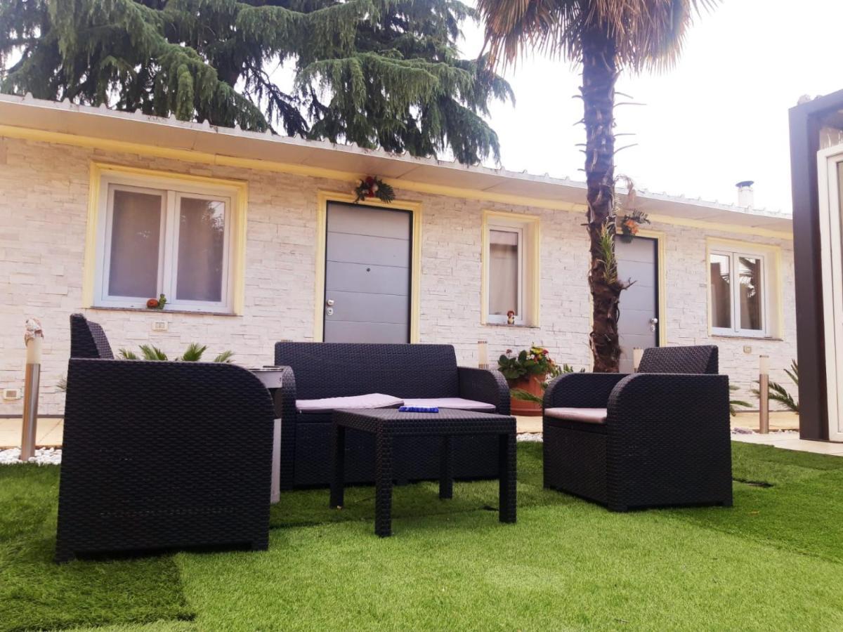 Exclusive Passion Bed & Breakfast Rho Bagian luar foto